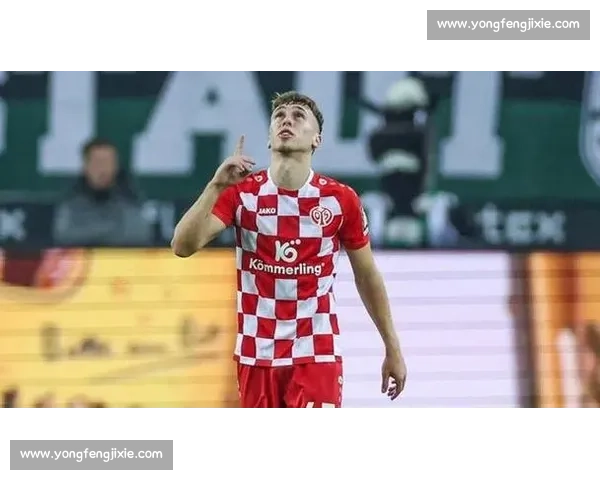 门兴 800 万欧锁定伯尔尼 16 岁双胞胎：右后卫 + 边锋双星创德甲纪录