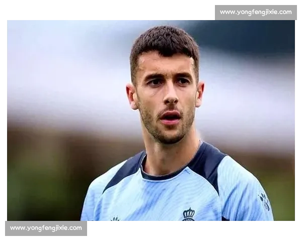 霍安 - 加西亚：巴萨新防线的沉默领袖